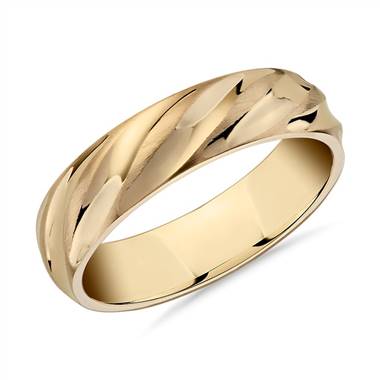 "Matte & Polish Twist Wedding Ring in 14k Yellow Gold (6mm)"