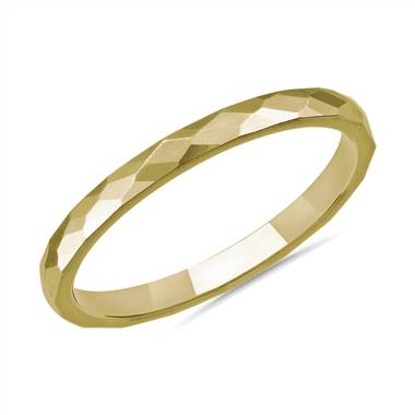 "Modern Hammered Wedding Ring in 14k Yellow Gold (2mm)"