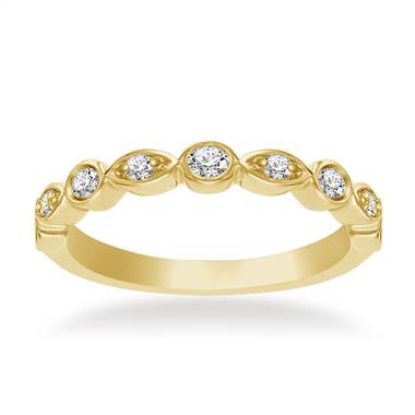 Pave And Bezel Set Diamond Band in 18K Yellow Gold (1/4 cttw.)