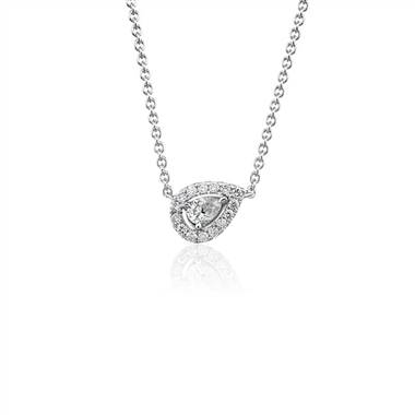 Pear-Shaped Diamond Halo Pendant in 14k White gold (1/4 ct. tw.)