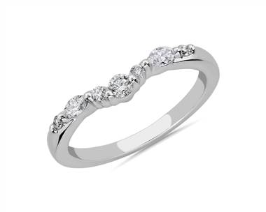 Romantic Round and Marquise Curved Diamond Ring In Platinum (1/4 ct. tw.)