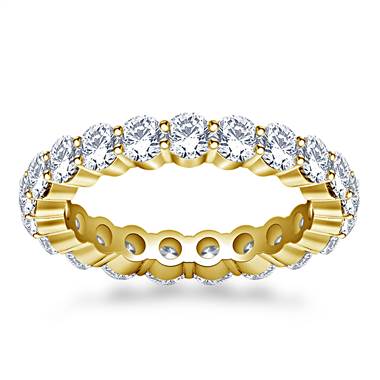 Shared Prong Set Round Diamond Ring in 14K Yellow Gold (1.90 - 2.30 cttw.)
