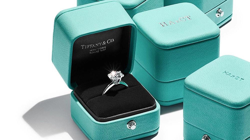 Tiffany&Co. Solitaire Diamond Engagement Ring