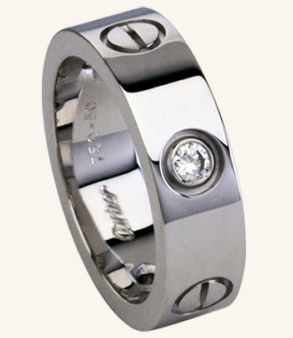 Cartier Love ring Credit: Brandon Baunach, license (https://creativecommons.org/licenses/by/2.0/legalcode ).