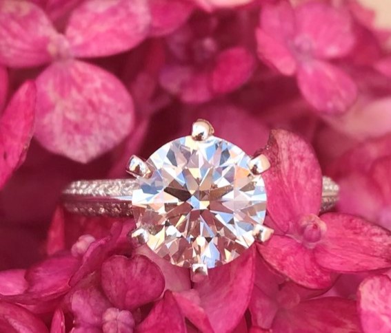 Wonderous Whiteflash custom diamond ring