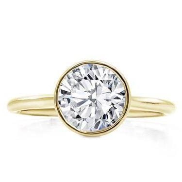 It’s never a dull day when you get to look at engagement rings is it? Which is why we’ve decided to look at a few more 2019 engagement ring trends. Just don’t try to make us pick one, they’re too pretty for us to play favorites!