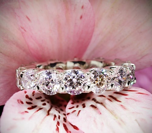 Miimac7 originally posted this stunning eternity ring on the Show Me the Bling forum at PriceScope. Jaw. Dropped. This is phenomenal, the sparkle level is off the charts!
