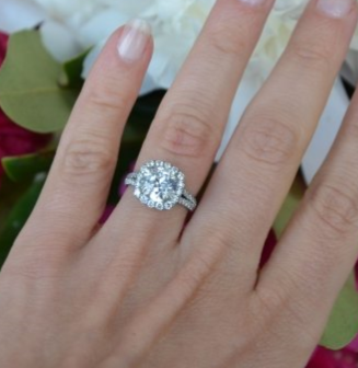 Happybridetobe  originally posted this exceptional 2.3 carat OEC engagement ring on the Show Me the Bling forum at PriceScope.  Gorgeous, gorgeous, gorgeous! The stone was passed down, the setting is by Victor Canera, and the YES was achieved!