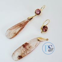 Two-part statement earrings in 18k yellow gold with rutilated quartz and natural rose Zircon.