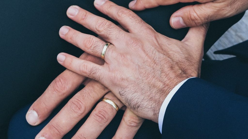 same gender promise rings