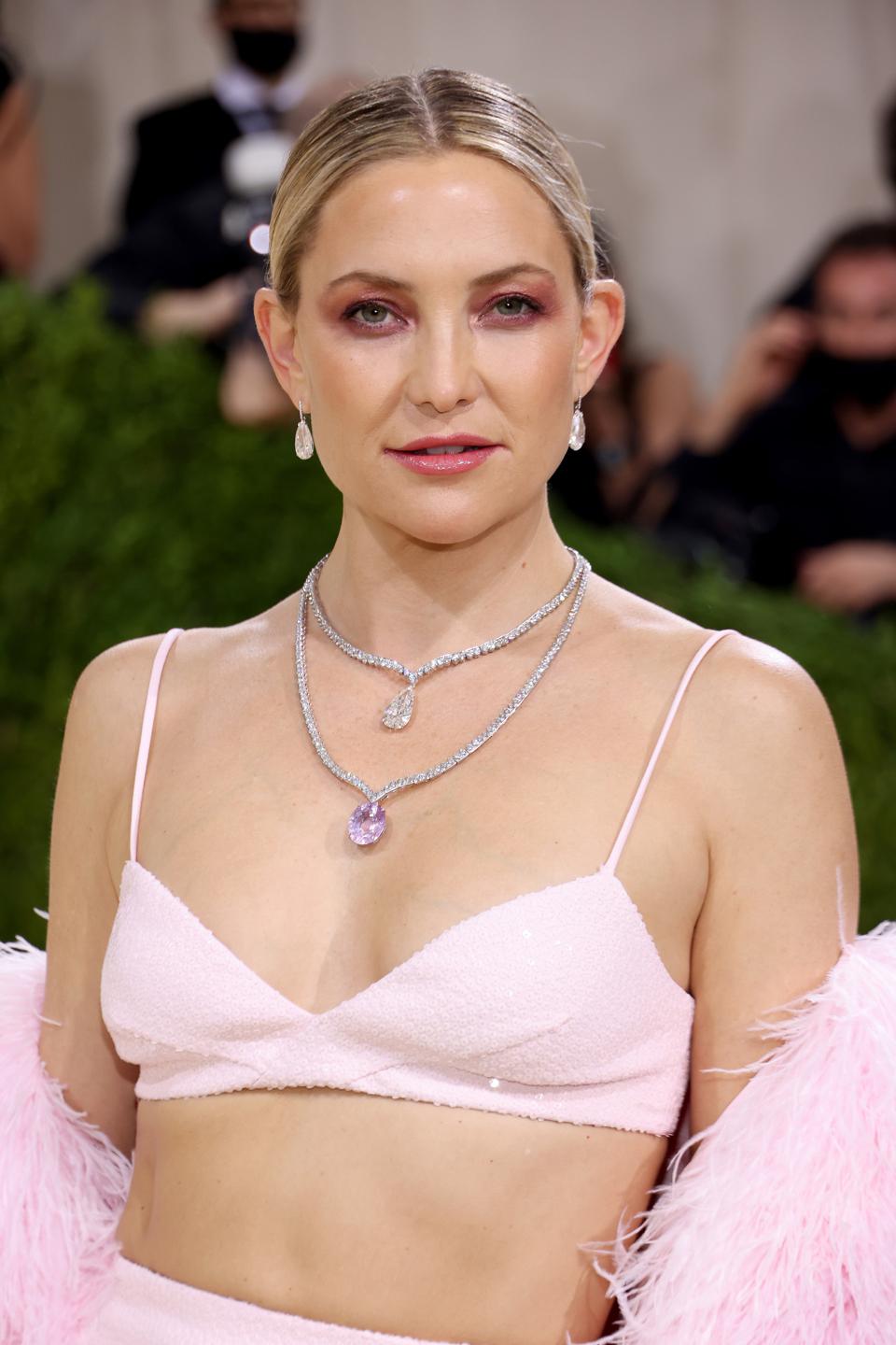 Kate Hudson wearing Lorraine Schwartz.