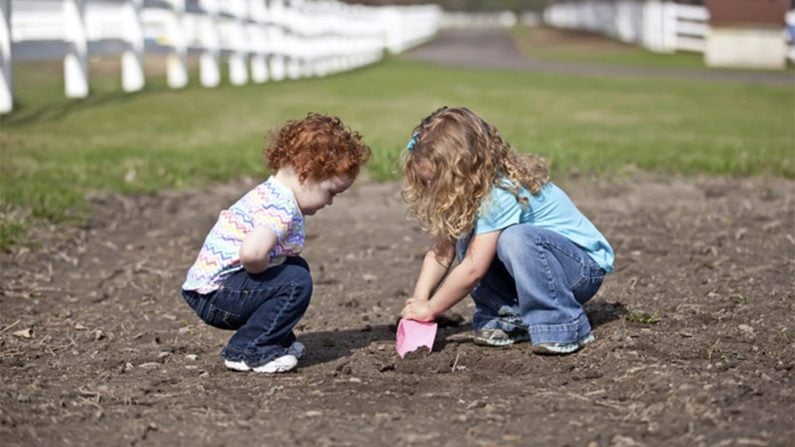 Girls digging