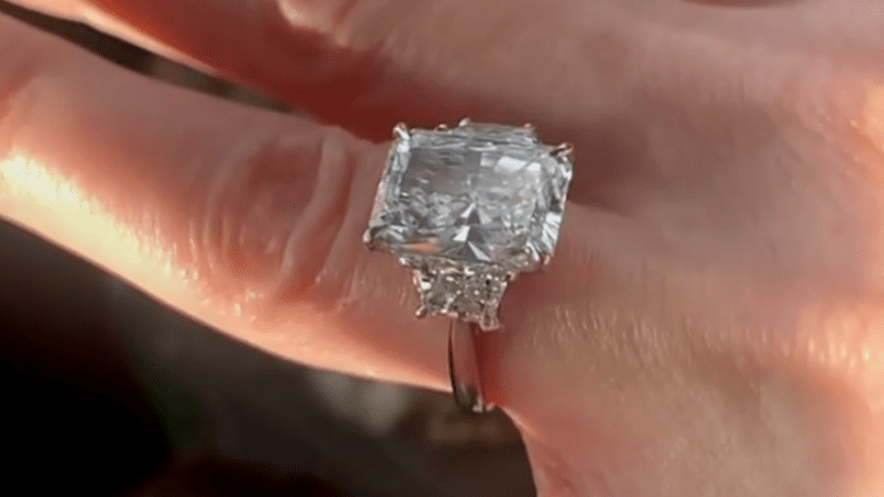 Gwen Stefani's Engagement Ring.