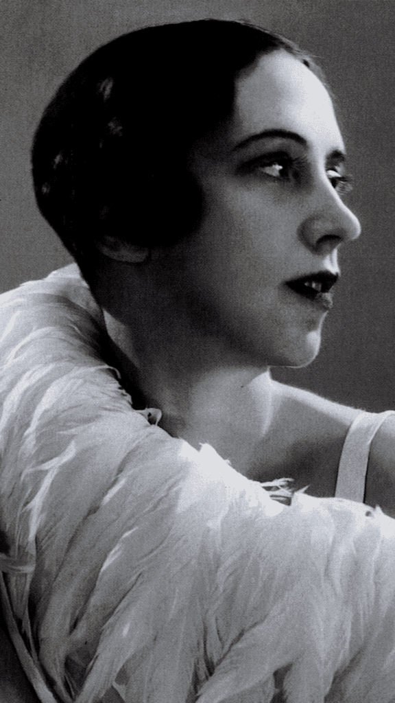 Elsa Schiaparelli.