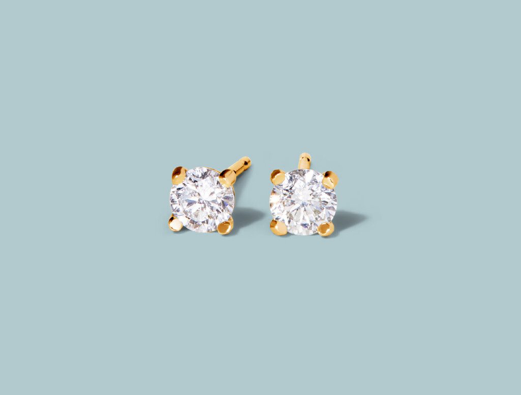 14k lab-diamond studs.