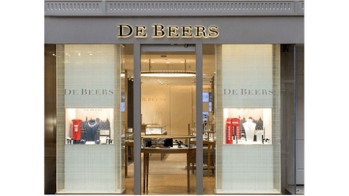 De Beers open glass storefront