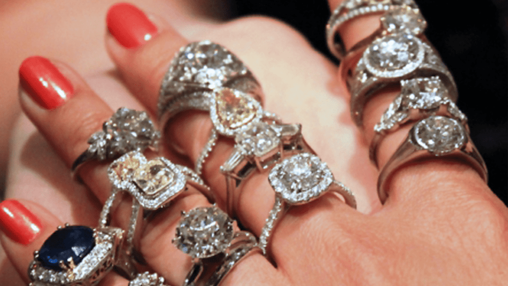 Stacked diamond rings