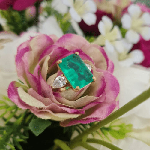 Emerald and Diamond Ring in Yellow Gold