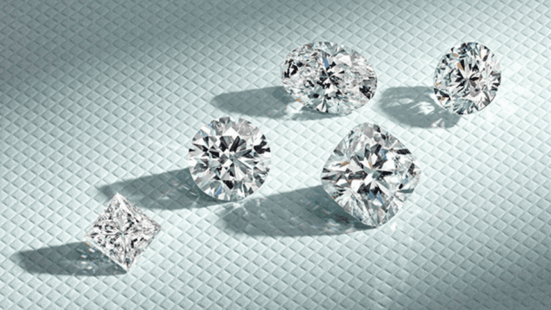 BUYING NATURAL VS. SYNTHETIC DIAMONDS