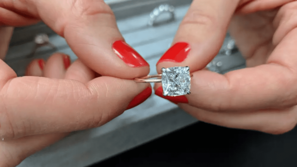 FAQ's for engagement ring insurance