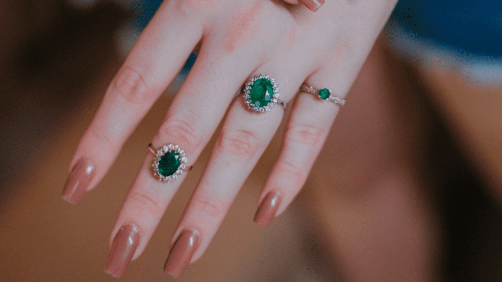 Emerald and diamond ring